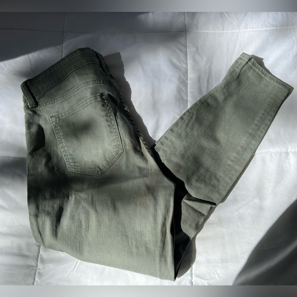 GAP Denim - Gap Women’s Skinny Olive Green Denim Jeans